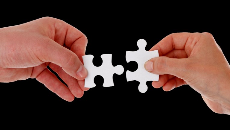 understanding how cultural differences affect communication in community service work
